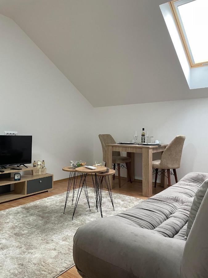 Despot Apartmani Mladenovac Ngoại thất bức ảnh